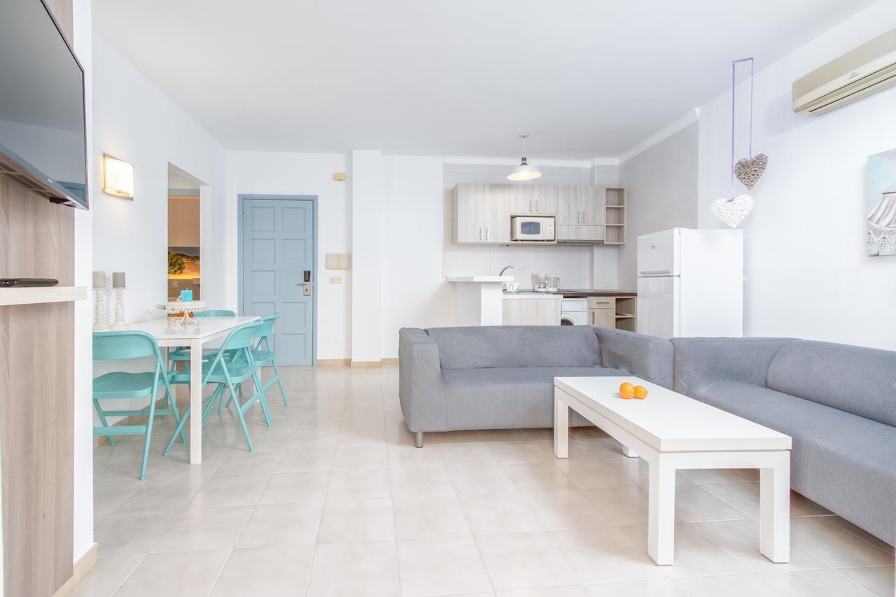 קולוניה סנט ג'ורדי Apartamentos Lago מראה חיצוני תמונה